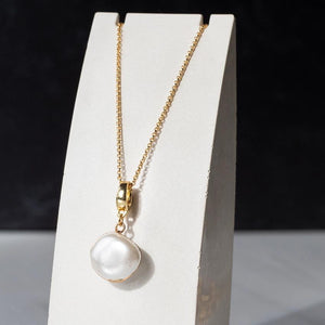 Lenny & Eva Large Pearl Charm